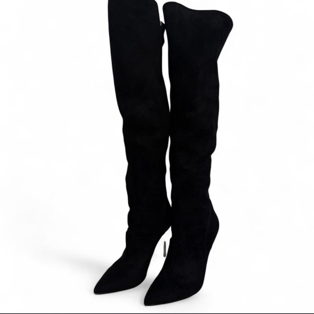 Jennifer Lopez Sleek Black Over-the-Knee Boots
